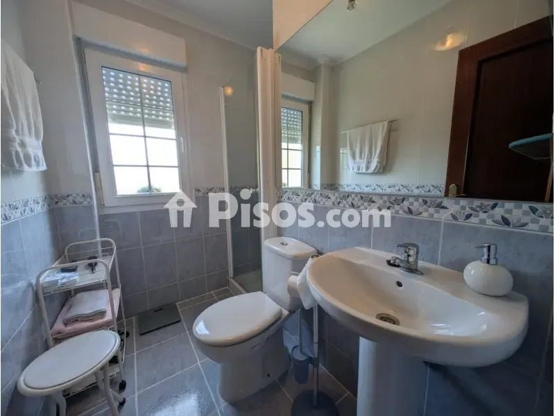Bathrooms - Single-Storey Chalet with Private Pool in San Mamés de Aras