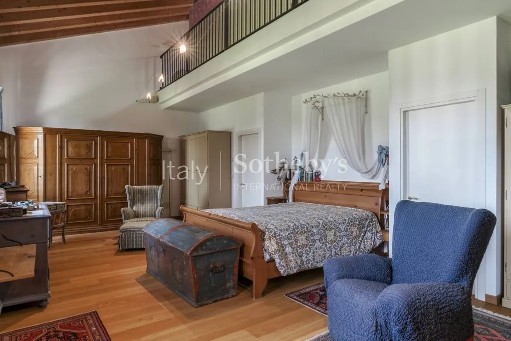 Magamistoad - Neoclassical Villa with Park in Vittorio Veneto