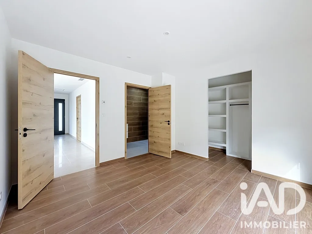 Chambres - Maison Neuve avec Piscine à Bassan