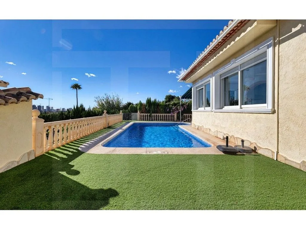 pool_area