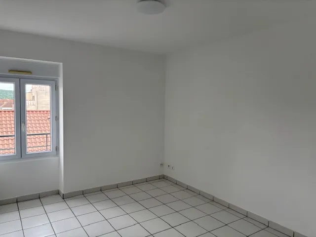 Pièces - Appartement T3 avec box garage à Périgueux