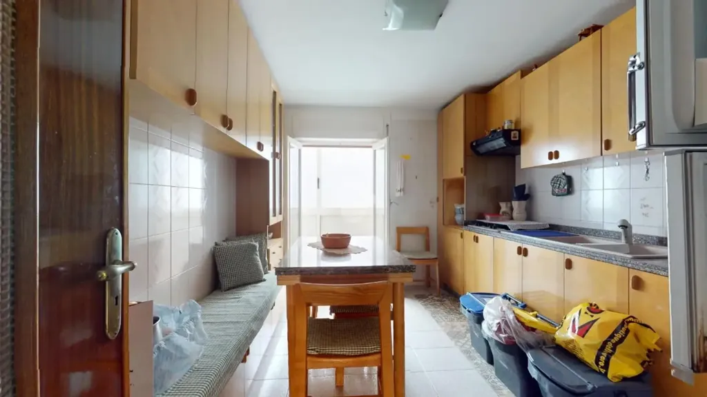 Köök - Spacious Apartment with Balcony in Martina Franca