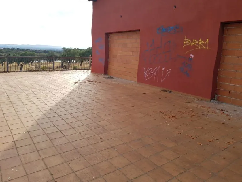 Terrass - Restaurant for Renovation in Santibáñez el Alto