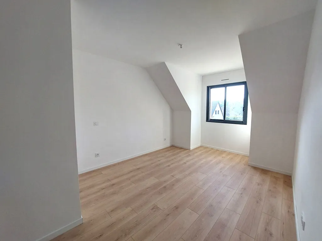 Stanze - New 6-Piece House in La Haye Malherbe