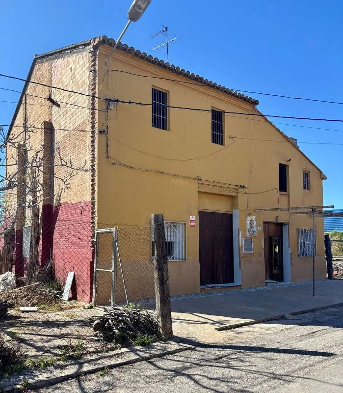 Exterior - Historic House with Terrace in Plena Huerta