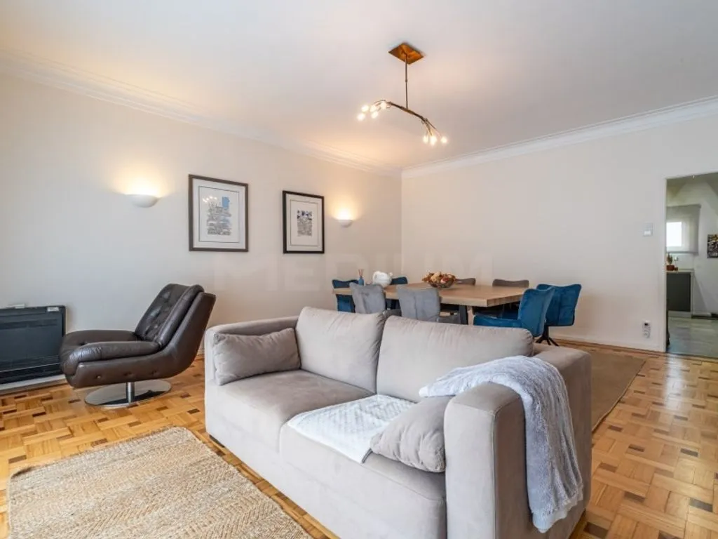 Living Room - Luxury Flat with South/North Orientation in Porto