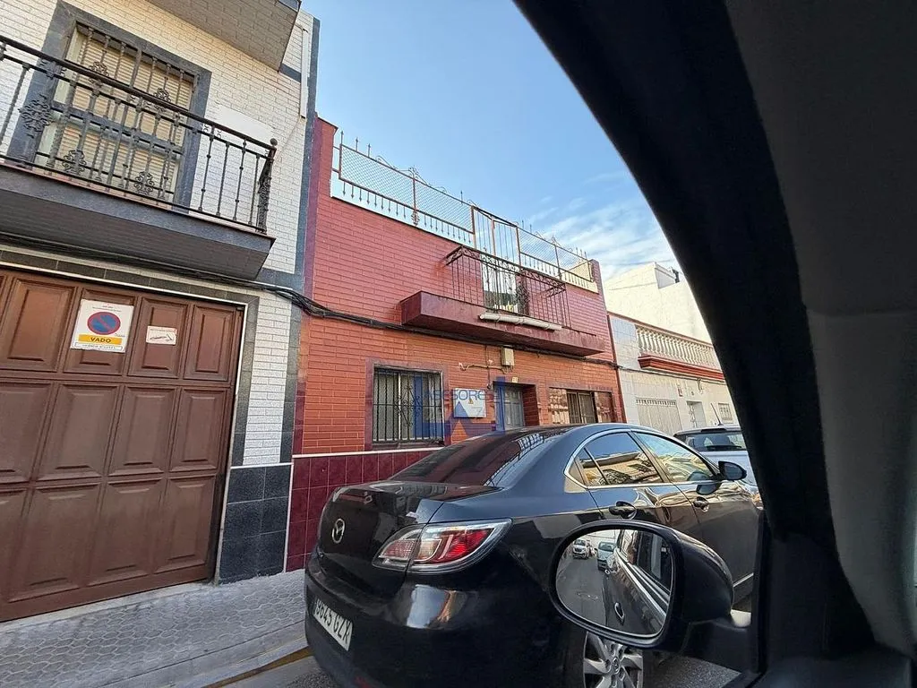 Välivaade - Semi-Detached House in Torreblanca, Sevilla