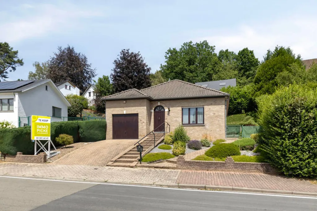 Extérieur - Villa de Plain-Pied avec Terrasse à Beersel