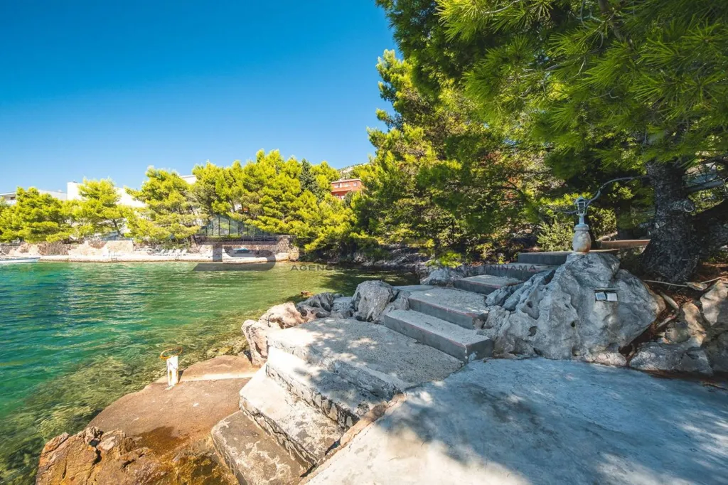 Terrazza - Family House with Sea Access in Starigrad