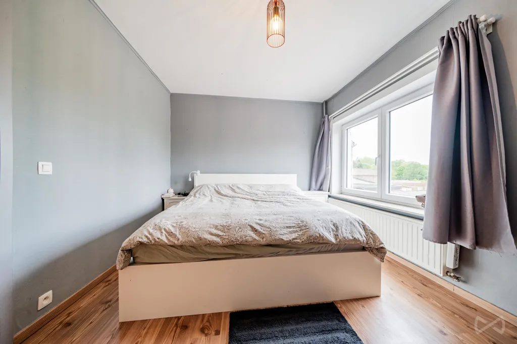 Chambres - Maison 3 Façades avec Jardin à Ransart