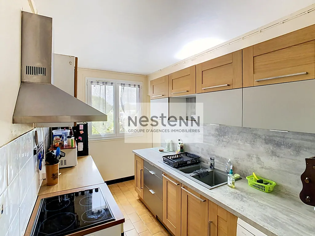 Cucina - 4-Piece Apartment with Balcony in Eaubonne