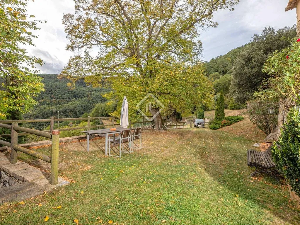 Giardino - Country House with Pool in Alta Garrotxa