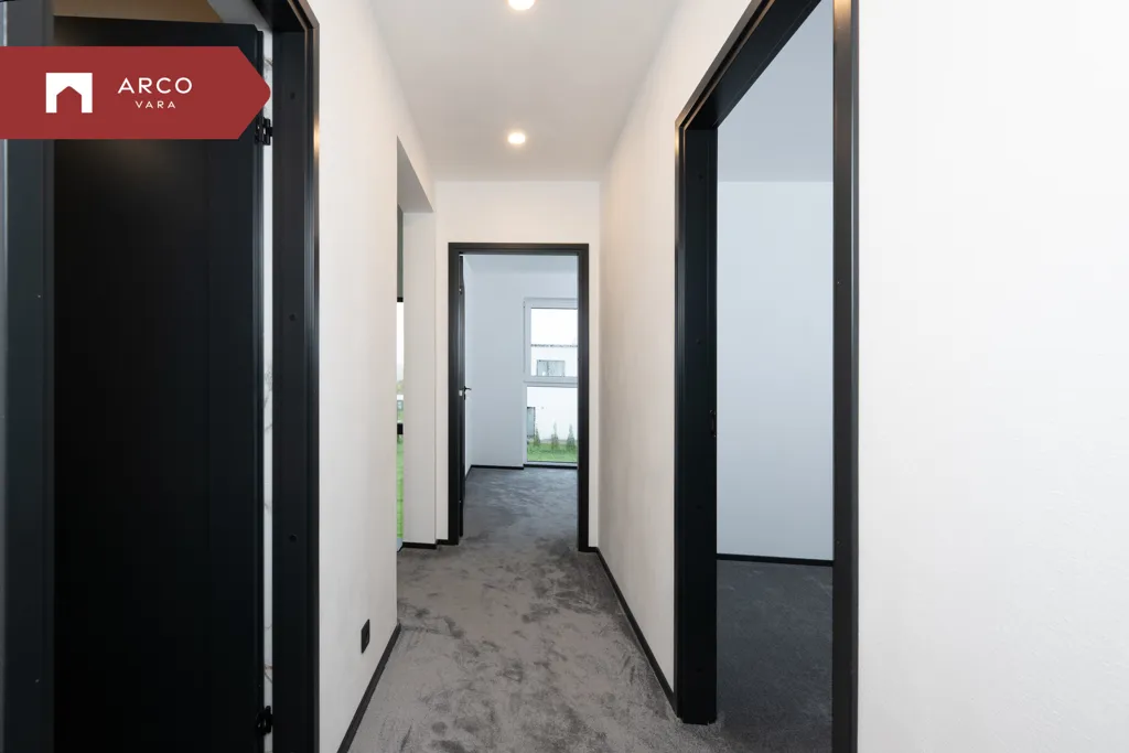 Hallway - Luxury Apartment with Balcony in Viimsi