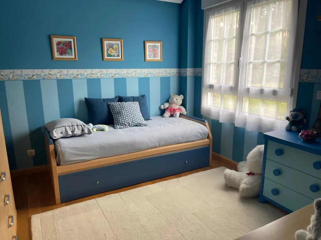 Bedrooms - Chalet with Large Garden in Barcena de Cicero