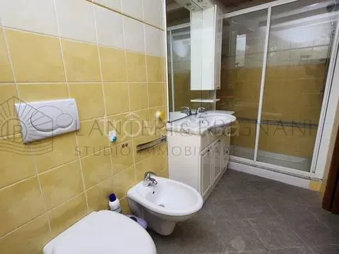 Salles de bain - Rustic Apartment with Terrace in San Biagio