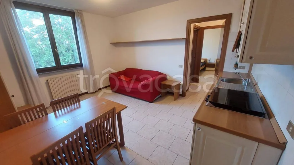 Salle à manger - Bright Two-Bedroom Apartment with Parking in Oggiona