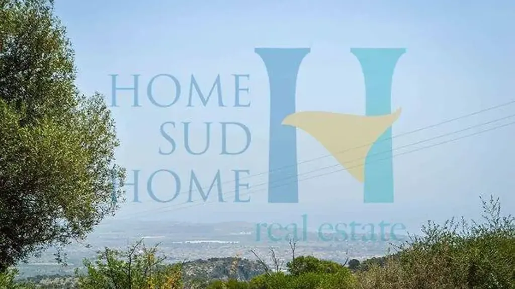 Aed - Buildable Land with Panoramic Potential in Noto