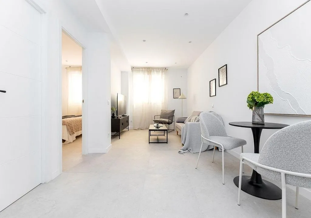 Living Room - 1-Bedroom Apartment with Patio in Granada