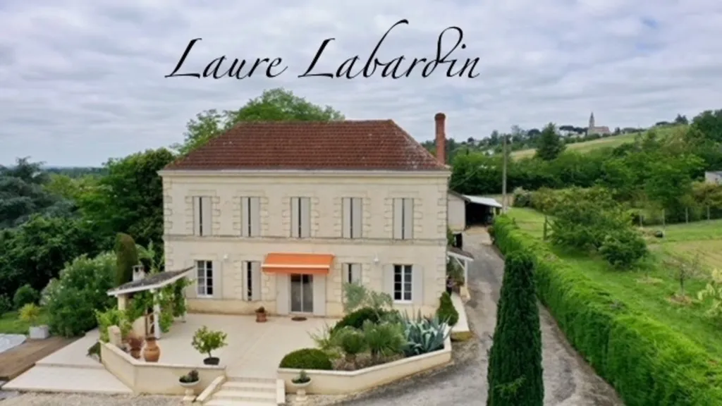 Õhuvaade - Charming 1890 House with Pool in Beaupuy