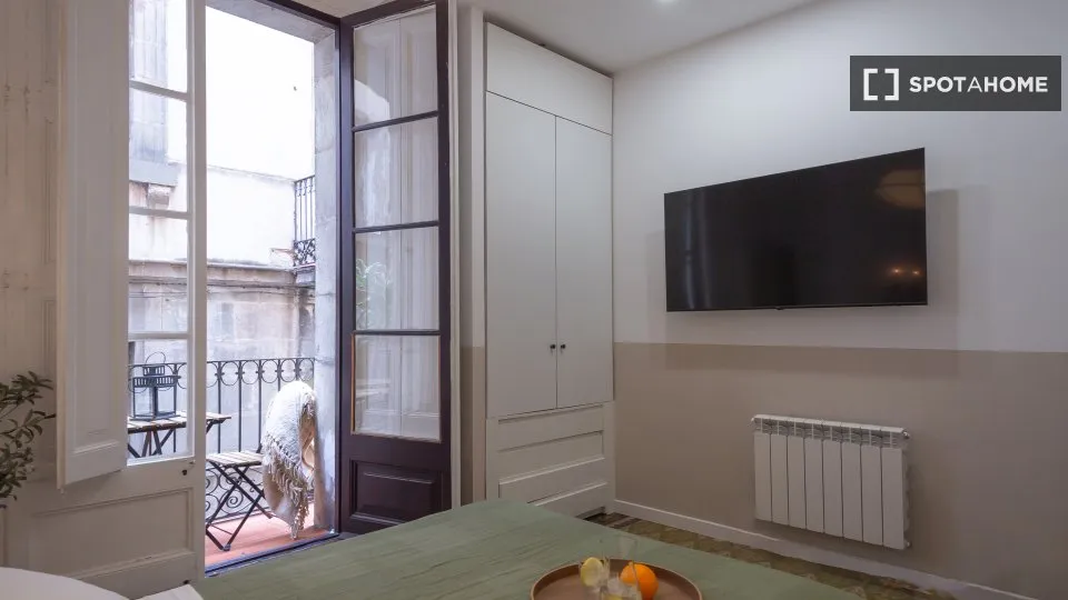 Camere da letto - Room in Shared Flat with Balcony in Barcelona