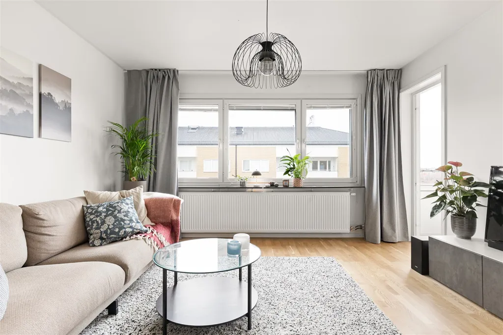 Elutuba - Modern Apartment with Skyline Balcony in Nyby