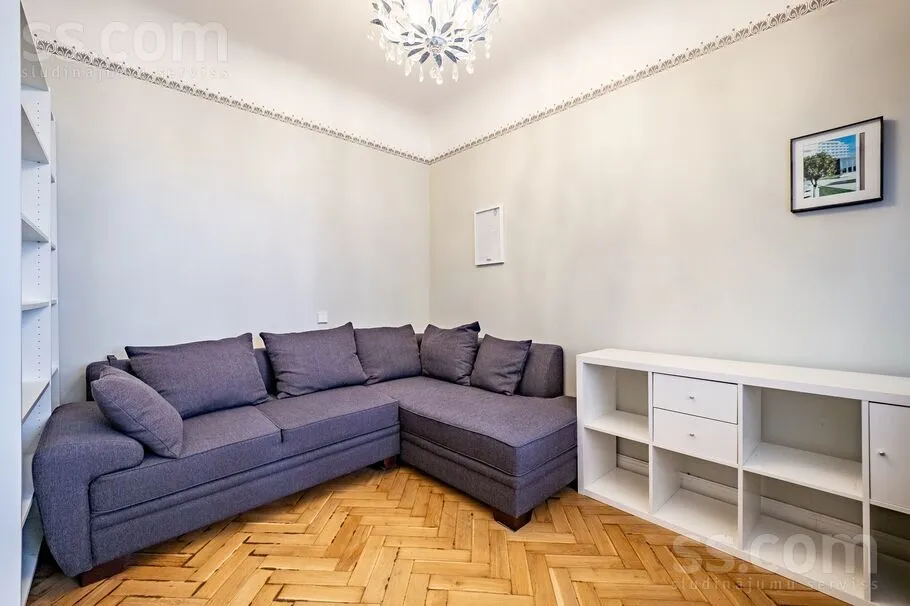 Elutuba - Art Nouveau Flat with Balcony in Riga Centre