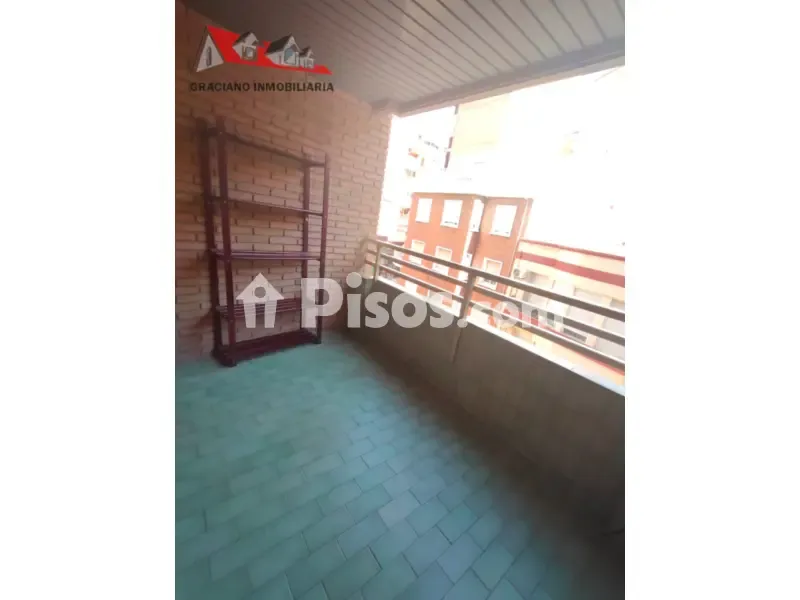 Balcone - Spacious Apartment with Balcony in Feria