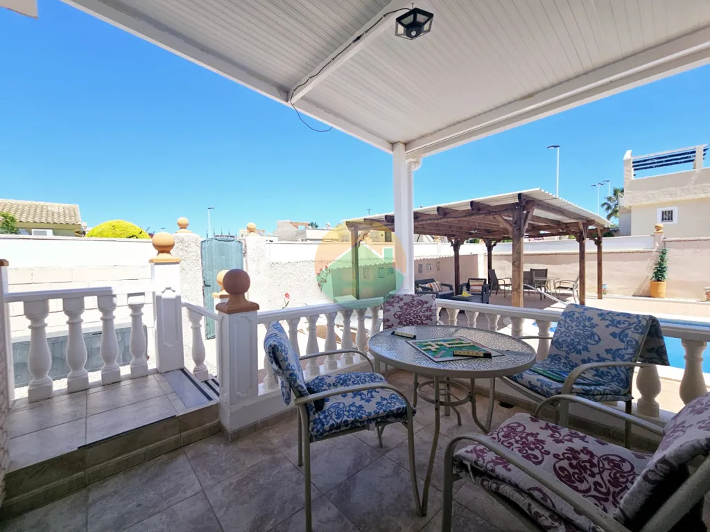 Terrass - Detached Villa with Pool in Camposol