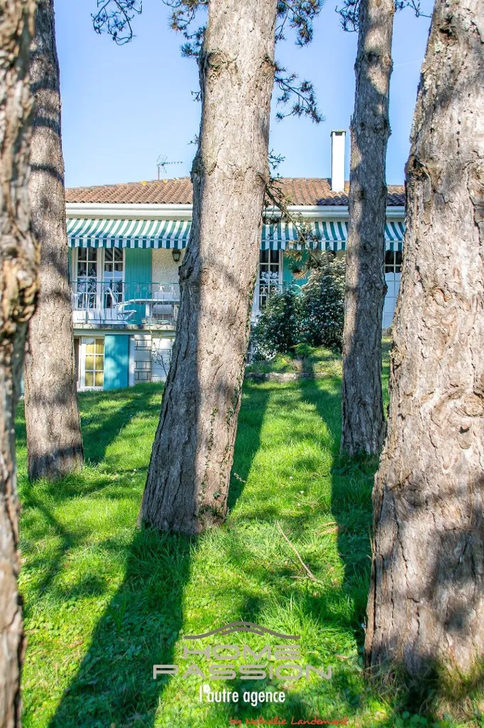 Aed - Villa with Garden in Saint Palais/Mer