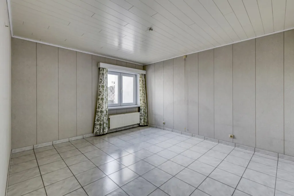 Pièces - Maison Commerciale avec Terrasse au Centre d'Affligem