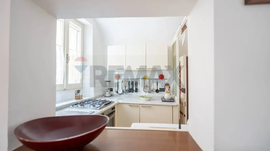 Cucina - Historic Bilocale with View in Jesi Centre