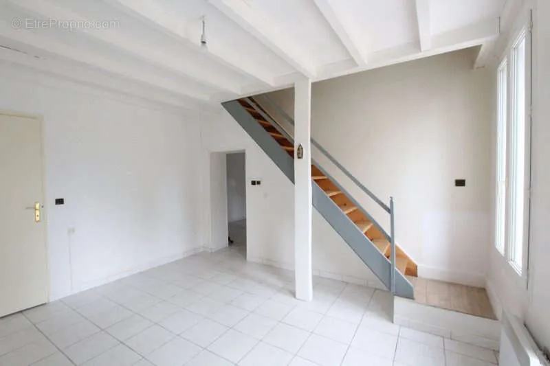 Maison 3 pièces à Jussy-Le-Chaudrier