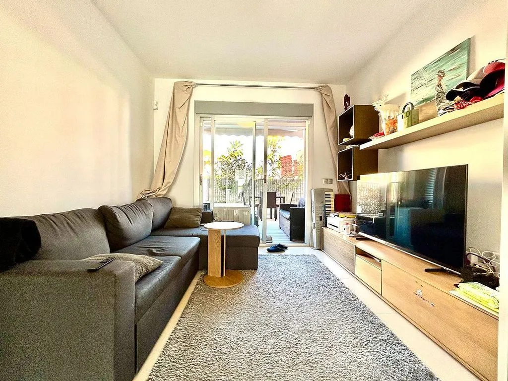 Elutuba - Twin-bedroom Apartment with Pool in Torrevieja