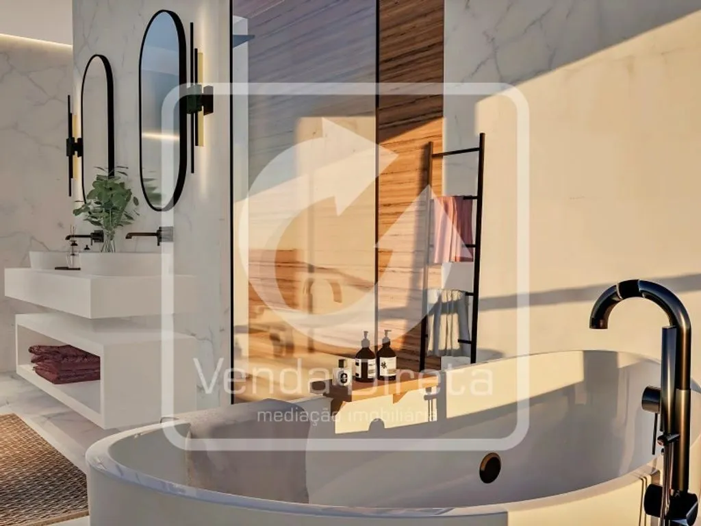 Salles de bain - Luxury Flat with Balconies in Montijo, Setúbal