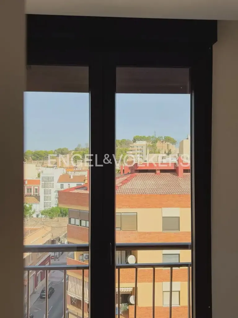 Rooms - Reformed Apartment with Balcony in Dénia