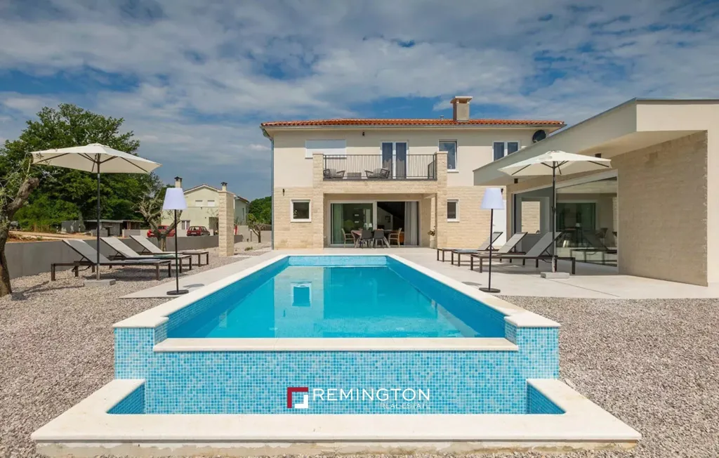 Pool - House with Heated Pool in Istrian Village