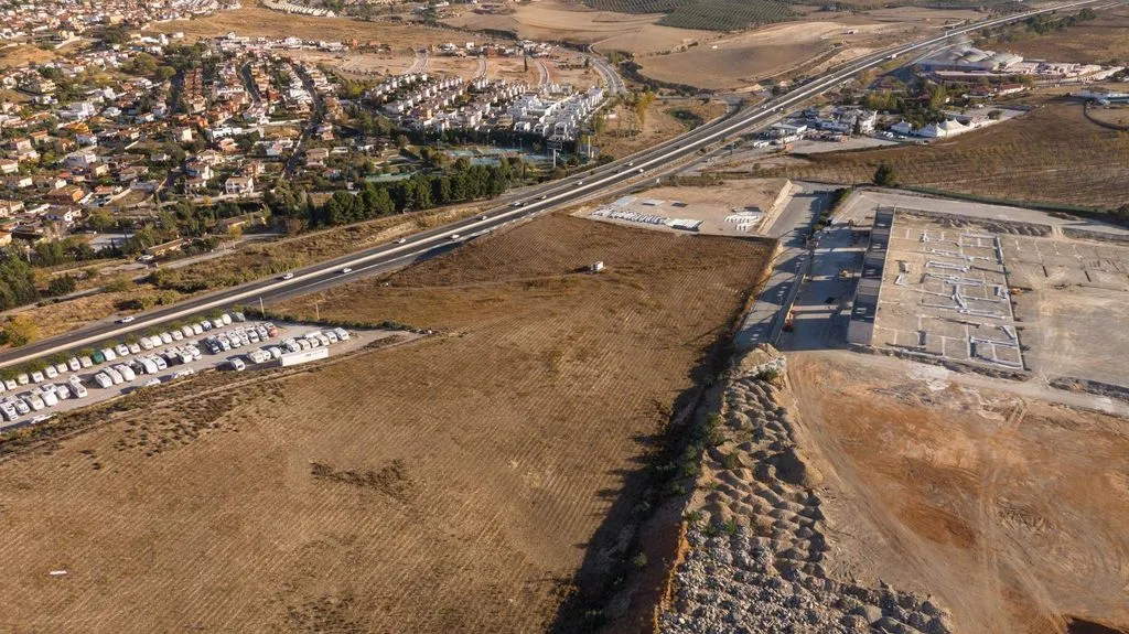 Vue aérienne - Building Land with Urbanisation Potential in Otura