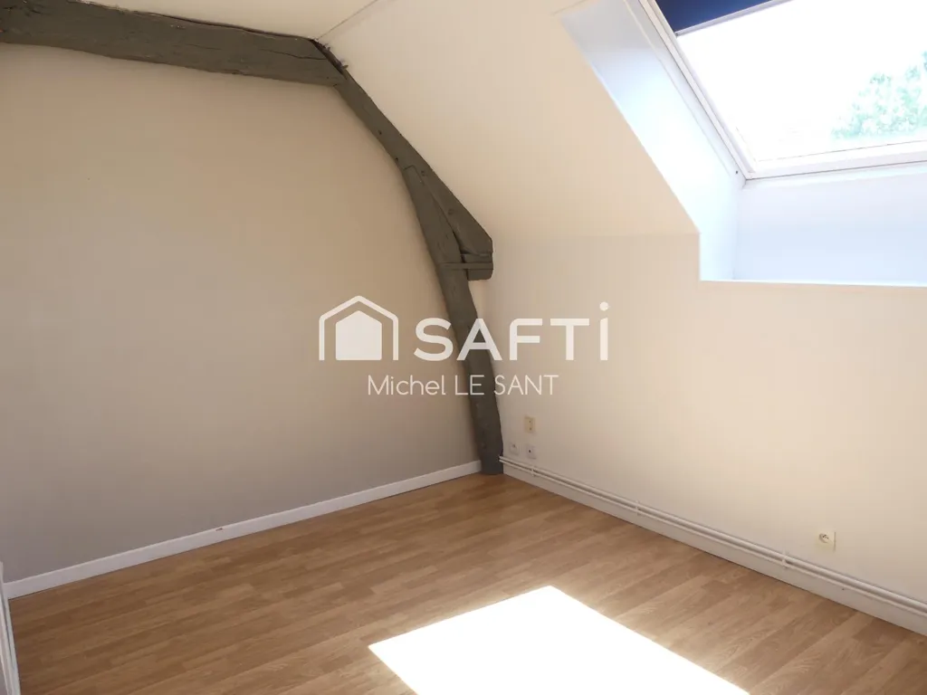 Toad - Charming Townhouse with Garden in Bury
