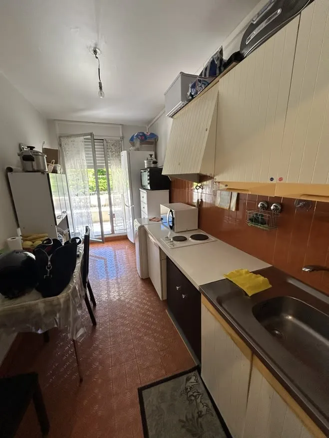 Köök - 1-Bed Flat with Terrace in Chave
