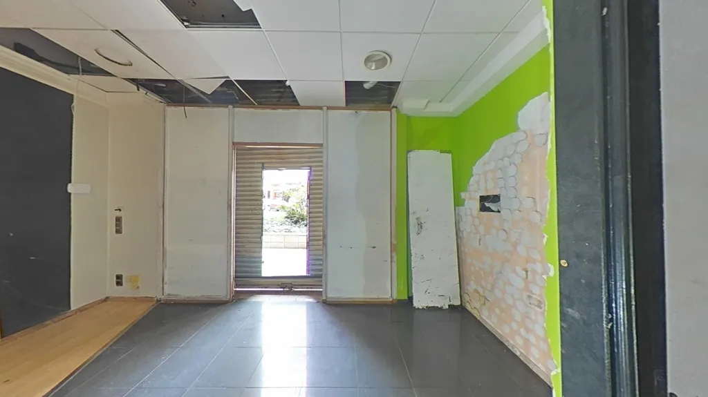 Hallway - Commercial Space near Reus Centre