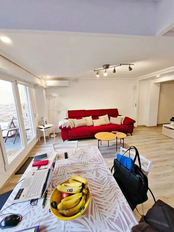 Elutuba - Ample 2-Bedroom Flat with Terrace in Morvedre