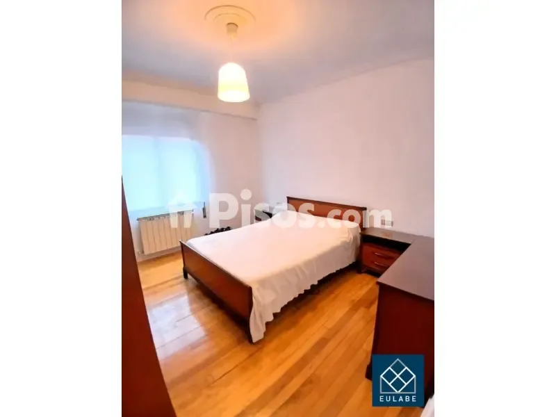 Chambres - Ample 3-Bedroom Flat with Balcony in Eibar