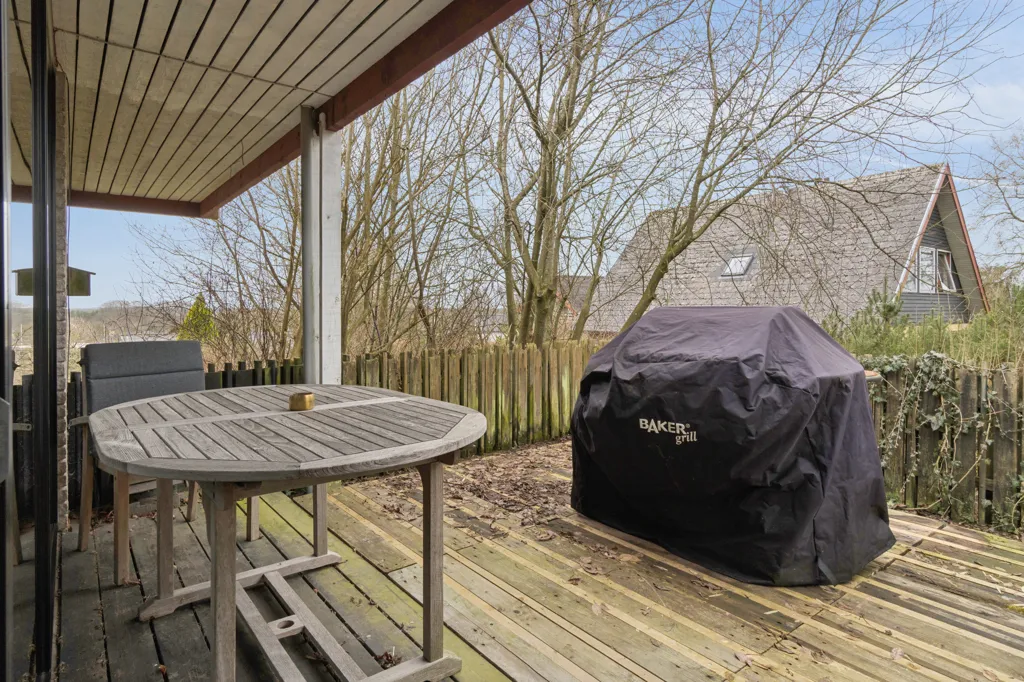 Terrasse - Modernised Villa with View in Løgstrup