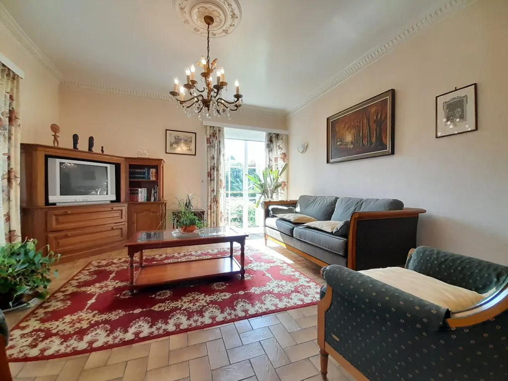 Elutuba - Open Plan House with Garden in Brakel