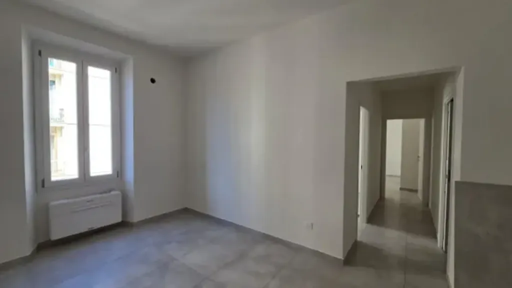 Pièces - Fully Renovated Apartment near Florence Centre