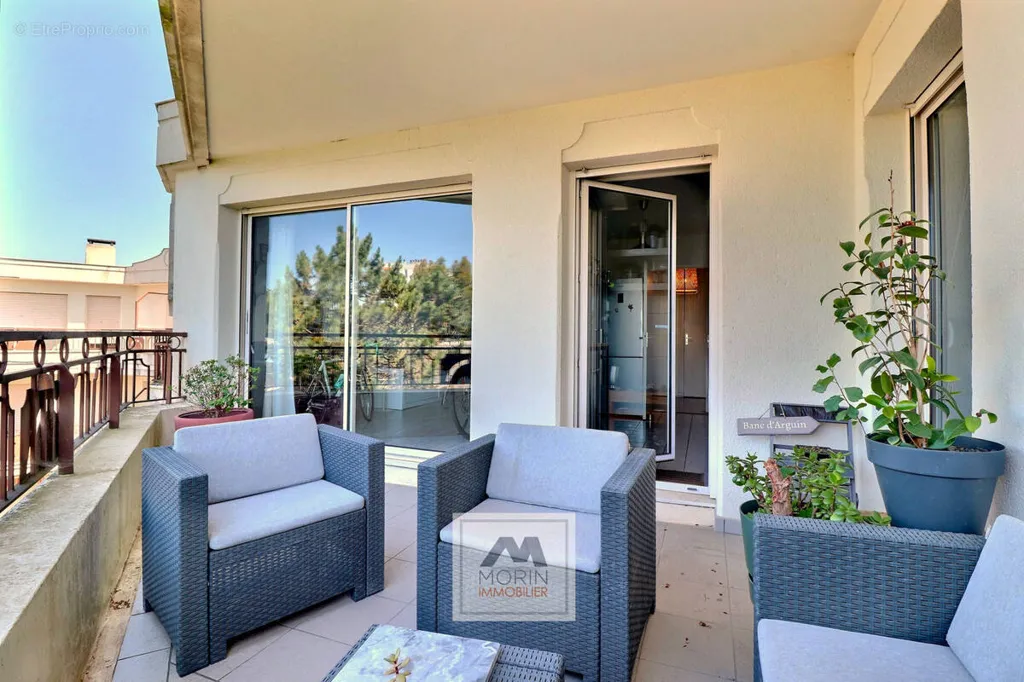 Balcon - Appartement avec Terrasse et Parking à Bordeaux Caudéran