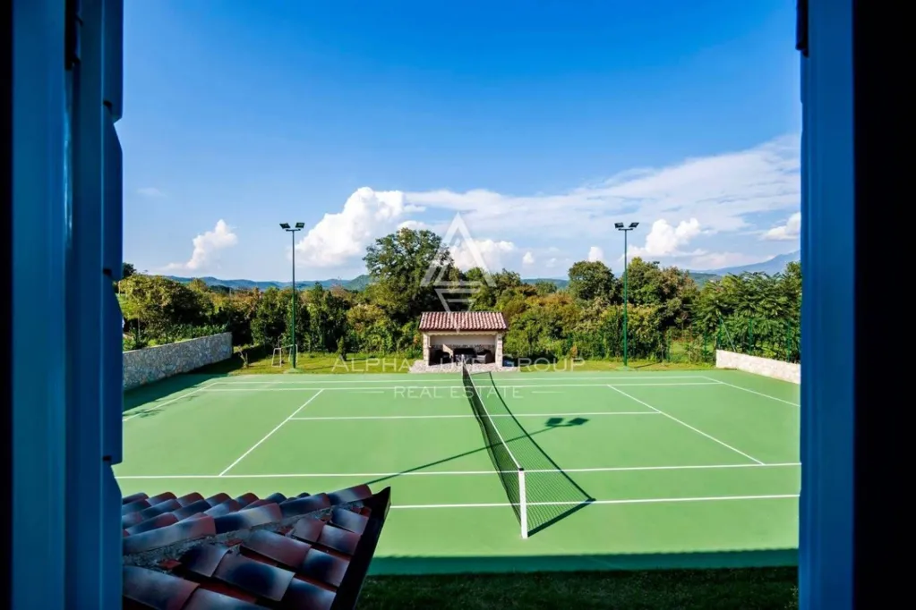 Magamistoad - Rustic Villa with Private Pool in Pićan