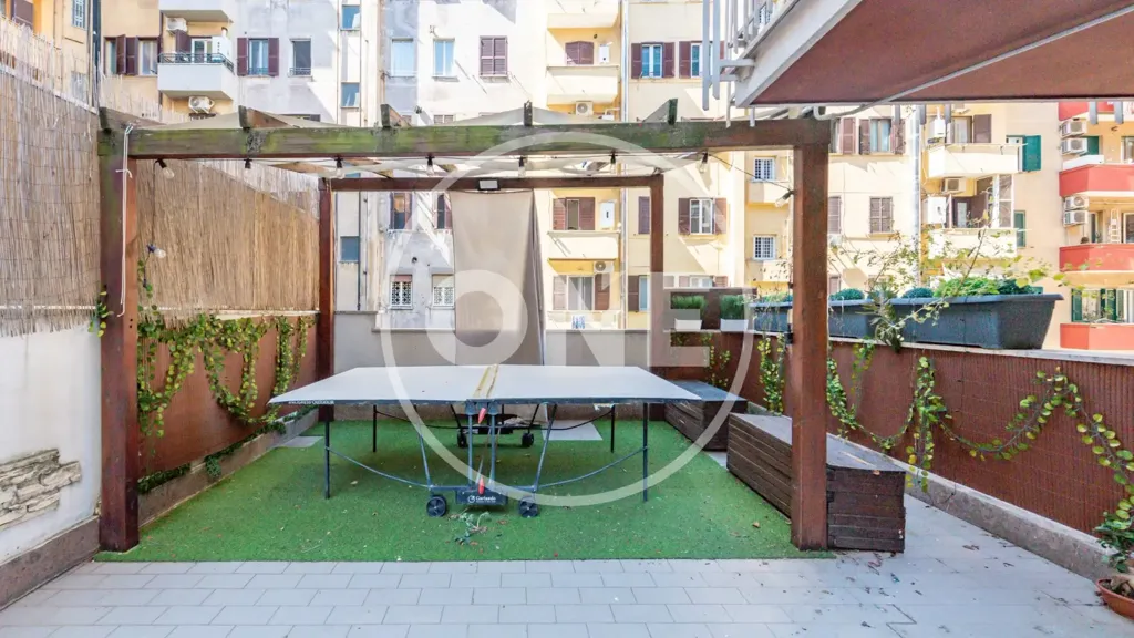 Terrace - Ristruttured Apartment with Large Terrace in Rome
