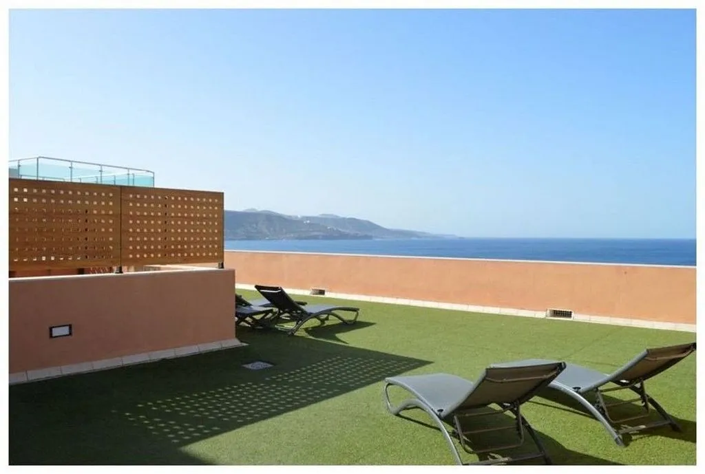 Terrace - Modern Flat with Terrace in Guanarteme