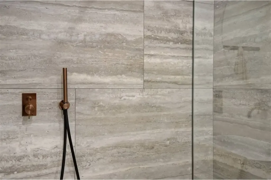 Salles de bain - Appartement Rénové avec Terrasse à Kontich